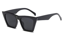 Load image into Gallery viewer, FEISEDY Vintage Square Cat Eye Sunglasses for Women Trendy Retro Cateye Sunglasses B2473