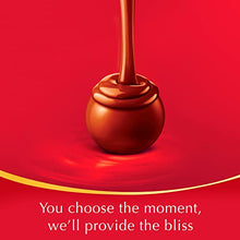 Load image into Gallery viewer, Lindt LINDOR Milk Chocolate Easter Egg Gift, 322g - Perfect for Easter Gifting - containing LINDOR Milk filled eggs with a smooth melting filling and a Lindt Milk chocolate egg