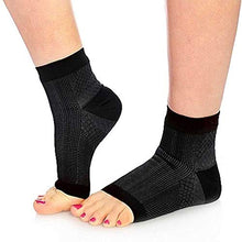 Load image into Gallery viewer, Casiz Dr Sock Soothers, Plantar Fasciitis Socks with Arch Support for Men & Women Washes Well, Holds Shape & Better Than a Night Splint White 1 Pair