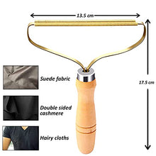 Load image into Gallery viewer, Lint Remover, Pack of 2 Multifunctional lint cleaner Pro - Double Sided Fabric Shaver, Sweater Cleaning tool, Clothes fuzz shaver, Carpet, handy lint remover with 13.5 × 17.5cm.