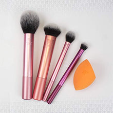 Load image into Gallery viewer, REAL TECHNIQUES,5 Count (Pack of 1) Everyday Essentials Makeup Brush Complete Face Set (Miracle Complexion Sponge, Expert Face, Blush, Setting and Deluxe Crease Brushes)