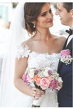 Load image into Gallery viewer, BEAUTELICATE Wedding Bridal Veil Cut Edge with Comb 1 Tier Fingertip&Cathedral Length, Fingertip Length 39 inches, Ivory