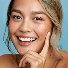 Load image into Gallery viewer, Avarelle Pimple Patch Hydrocolloid Patches 40 Vegan and Cruelty-Free Invisible Spot Patches