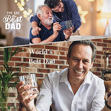 Load image into Gallery viewer, Gifts for Dad Whiskey Glass, Personalised Whiskey Tumbler Gift for Father's Day, Birthday, Anniversary for Men, Dad, Husband, Grandpa, Best Dad Ever Whiskey Glass with 4 Greeting Cards - 10 Oz