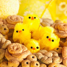 Load image into Gallery viewer, TUPARKA 46Pcs Mini Easter Chicks Yellow Easter Chenille Chicks Cute Fully Easter Chicks Baby Chicks for Easter Party, Easter Egg Bonnet Decoration, Easter Egg Hunt