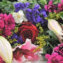 Load image into Gallery viewer, Homeland Florists Superb Mixed Fresh Flower Bouquet Delivered with a Single Large Naomi Velvet Rose at its Heart, Large, Red