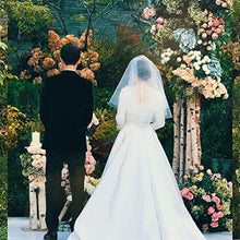 Load image into Gallery viewer, Wedding Veil White Double Ribbon Edge Center Cascade Bridal Veil with Comb Wedding Accessories White