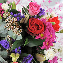 Load image into Gallery viewer, Homeland Florists Superb Mixed Fresh Flower Bouquet Delivered with a Single Large Naomi Velvet Rose at its Heart, Large, Red