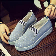 Load image into Gallery viewer, Women Denim Shoes flats Fashion Casual Jeans Shoes Girl Classic Soft Flats Soles Students Spring Canvas Shoes Lady New Arrival