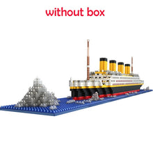 Load image into Gallery viewer, 1860pcs RMS Titanic Model Large Cruise Ship/Boat 3D Micro Building Blocks Bricks Collection DIY Toys for Children Christmas Gift