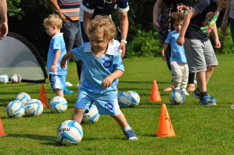 Is it possible to teach a 4-year-old football?