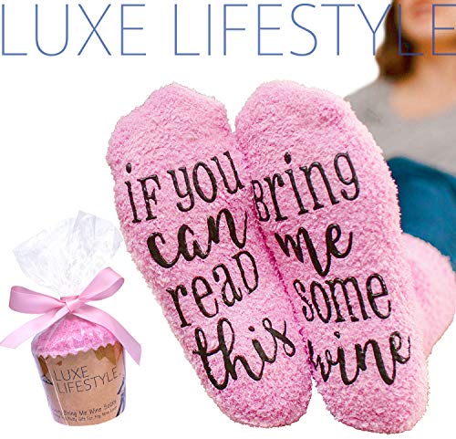 LUXE LIFESTYLE “If You Can Read This Bring Me Some Wine” - Funny Socks Cupcake Gift Packaging - Fuzzy Warm Cotton Sister Wife Women Hostess Housewarming Novelty Romantic Birthday Present Wine Lover