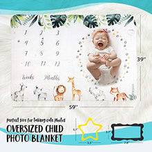 Load image into Gallery viewer, Baby Milestone Blanket for Boys Girls, Monthly Fleece Mat Large Animal Printed Growth Soft Comfortable Blankets with 2 Felt Photo Frame 40x55 Inches
