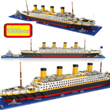 Load image into Gallery viewer, 1860pcs RMS Titanic Model Large Cruise Ship/Boat 3D Micro Building Blocks Bricks Collection DIY Toys for Children Christmas Gift
