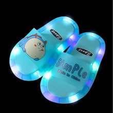 Load image into Gallery viewer, Children&#39;s LED Slipper Luminous Jelly Summer Girls Slippers PVC Cartoon smile Beach Sandals Kids Home Chrysanthemum pattern
