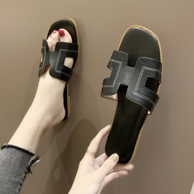 New Style Slippers Women Summer Fashion Outer Wear Flat Beach Shoes Comfortable One-word Sandals and Slippers Women's Shoes